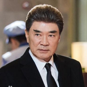 李德华的英文名