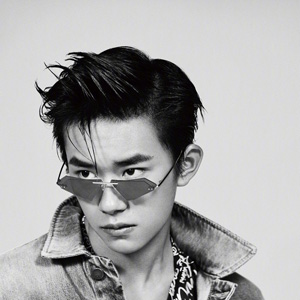 易烊千玺的英文名