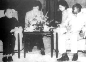 庆祝说10年改革最大失误教育发展不够