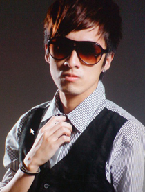 张雁名的英文名